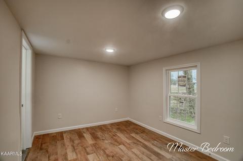 214 Grace Ave, Baxter, TN 38544 photo 5
