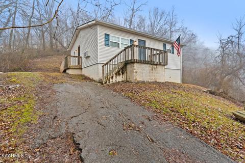 615 E Forrest St, La Follette, TN 37766