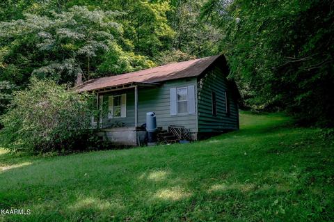 850 Glades Rd, Gatlinburg, TN 37738
