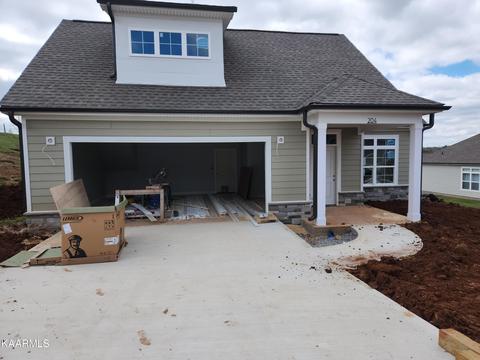 204 Cedar Branch Tr, Lenoir City, TN 37772