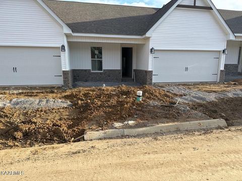 159 Creekside Way, Lenoir City, TN 37771