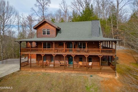 1621 Hughes Loop, Maryville, TN 37803