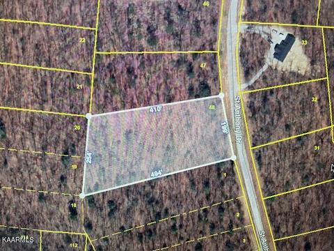 468 St Anthony Dr, Jamestown, TN 38556