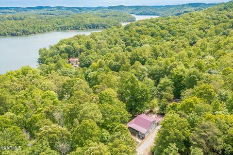 1898 Park Ln, Andersonville, TN 37705