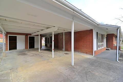 206 E Seneca Cir, Oneida, TN 37841 photo 46