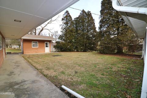 206 E Seneca Cir, Oneida, TN 37841 photo 44