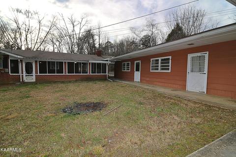 206 E Seneca Cir, Oneida, TN 37841 photo 29