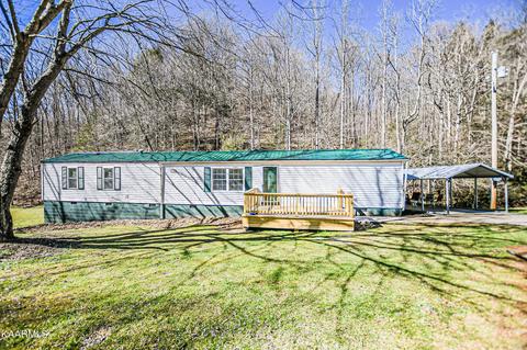 179 Kenwood Ln, La Follette, TN 37766
