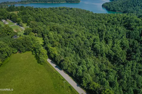Demory Rd, La Follette, TN 37766