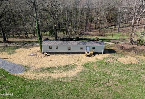 449 Sinking Springs Rd, Clinton, TN 37716