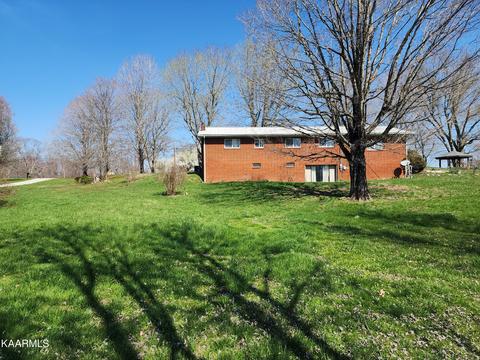 1673 W 3rd Ave, Oneida, TN 37841 photo 3