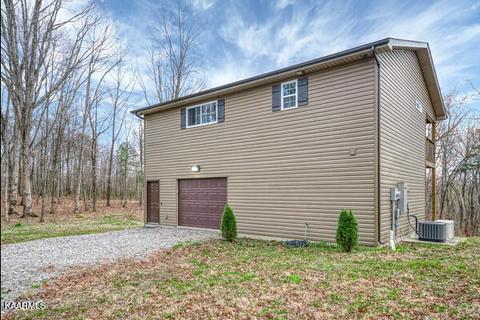 611 Honey Springs Rd, Crawford, TN 38554