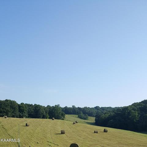 229 233 Co Rd 296, Sweetwater, TN 37874