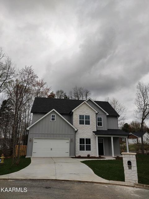 8141 Cornell Ln, Knoxville, TN 37938