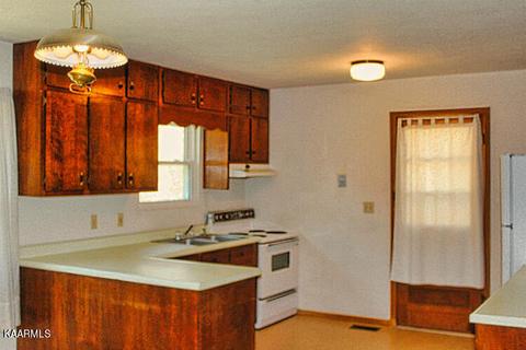 544 Ce Todd Rd, Robbins, TN 37852 photo 16
