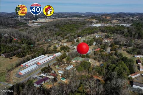 239 W Mount Rd, Kodak, TN 37764