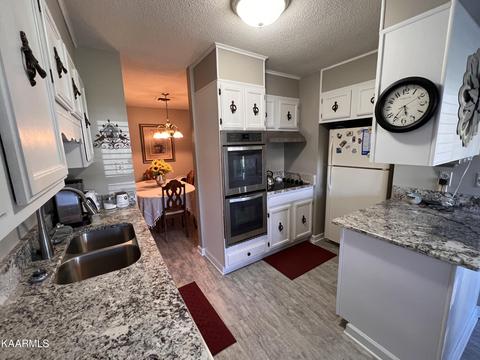 7244 Deville Way, Powell, TN 37849 photo 12