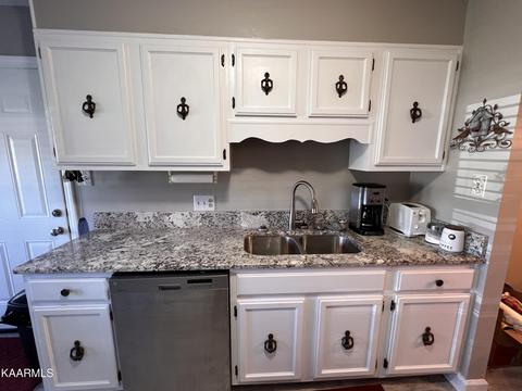 7244 Deville Way, Powell, TN 37849 photo 13