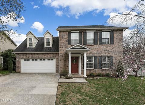 8922 Natures Pond Way, Knoxville, TN 37923