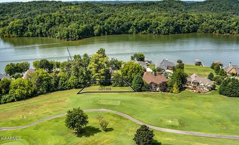 280 Pineberry Dr, Vonore, TN 37885