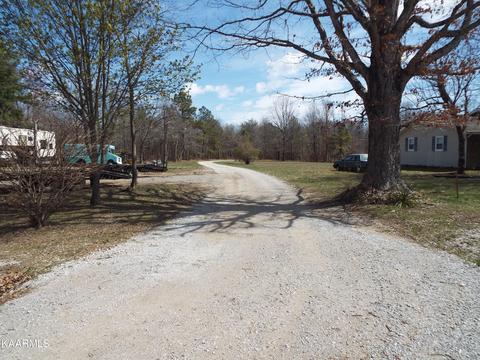 Stanley Hood Road, Crossville, TN 38571