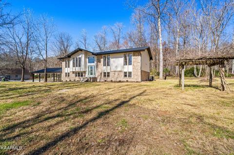 9706 Mcelhaney Dr, Corryton, TN 37721