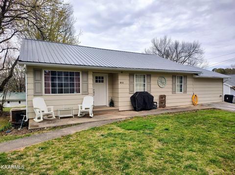 911 Hudson St, Sweetwater, TN 37874