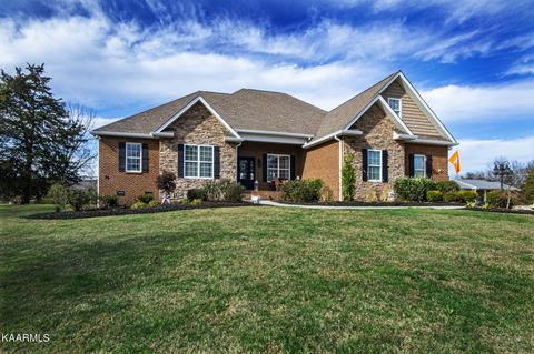 107 Overton Ln, Powell, TN 37849