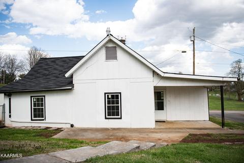 1029 Cunningham St, New Market, TN 37820