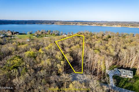 Peaceful Point, Dandridge, TN 37725