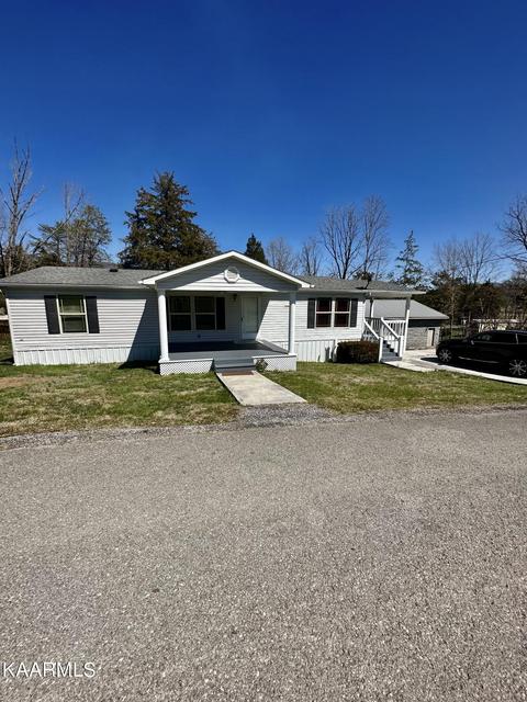 179 Moonview Dr, La Follette, TN 37766