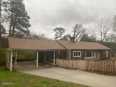 5212 Comanche Dr, Knoxville, TN 37914