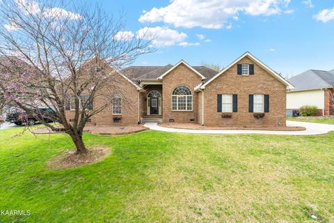 1049 Paxton Dr, Knoxville, TN 37918