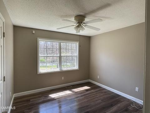 1086 N Shady Lane Loop, Clarkrange, TN 38553 photo 11