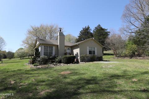210 Acorn Gap Rd, Sweetwater, TN 37874