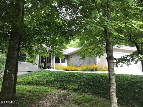 669 Yonside Dr, Sparta, TN 38583
