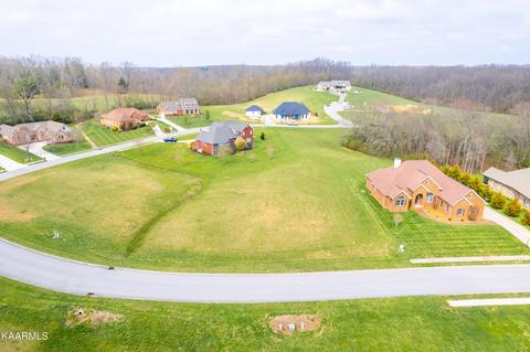 36 Tomlon Road, Crossville, TN 38555