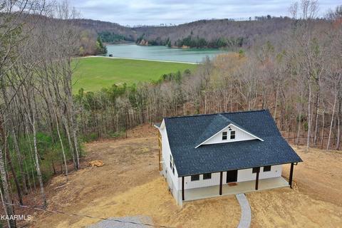 463 Evelyn Pvt Rd, Huntsville, TN 37756