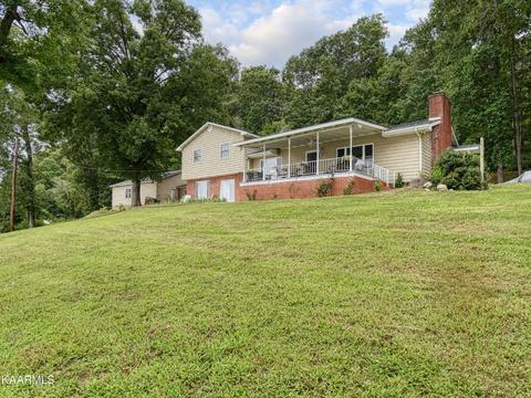556 Old Rockwood Hwy, Harriman, TN 37748