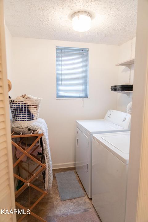 314 S Apache Rd, Clinton, TN 37716 photo 27