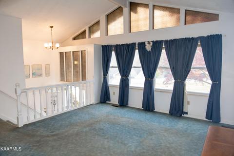 314 S Apache Rd, Clinton, TN 37716 photo 8