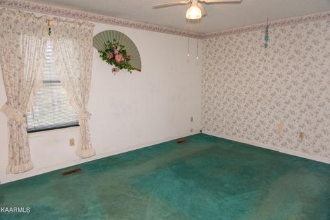 314 S Apache Rd, Clinton, TN 37716 photo 17