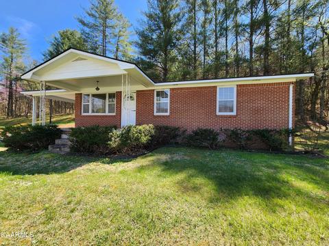 123 Durham Dr, Ewing, VA 24248 photo 1