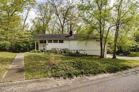111 Norton Rd, Oak Ridge, TN 37830