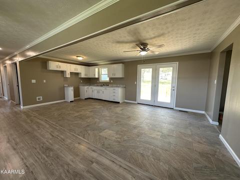 117 Thistle Dr, Ewing, VA 24248 photo 12