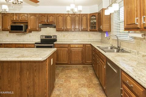 7701 Holcombridge Blvd, Powell, TN 37849 photo 7