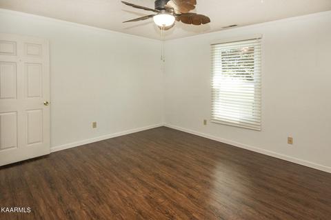7701 Holcombridge Blvd, Powell, TN 37849 photo 17