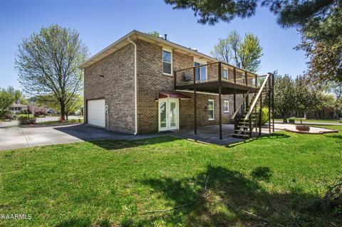 7701 Holcombridge Blvd, Powell, TN 37849 photo 3