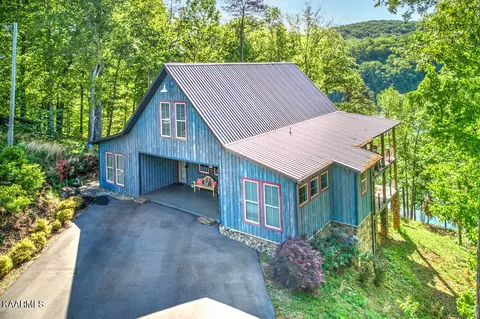 250 Landmark Dr, New Tazewell, TN 37825