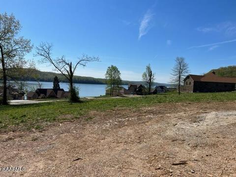 Serenity Drive, Harriman, TN 37748